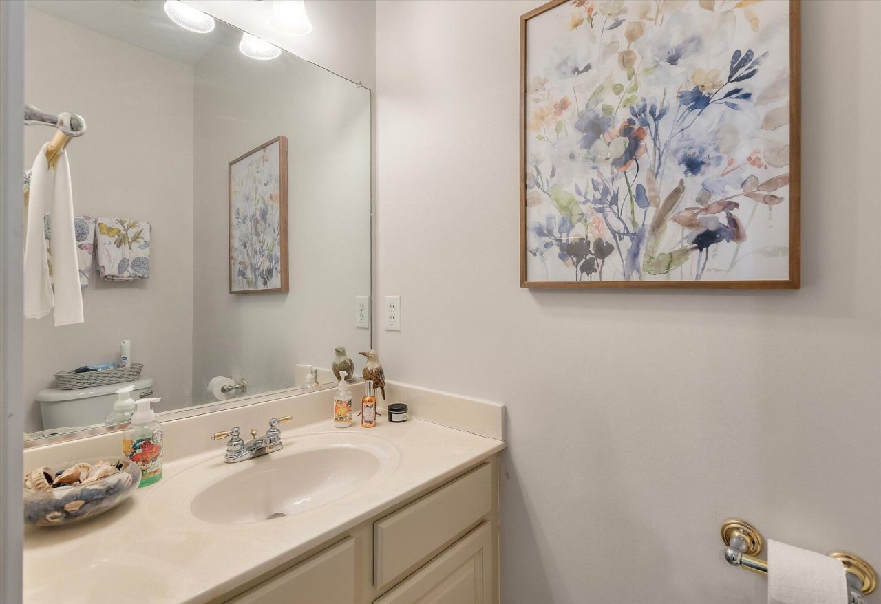 221 White Gables Drive Photo 37