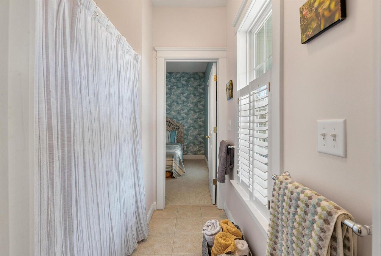 221 White Gables Drive Photo 38