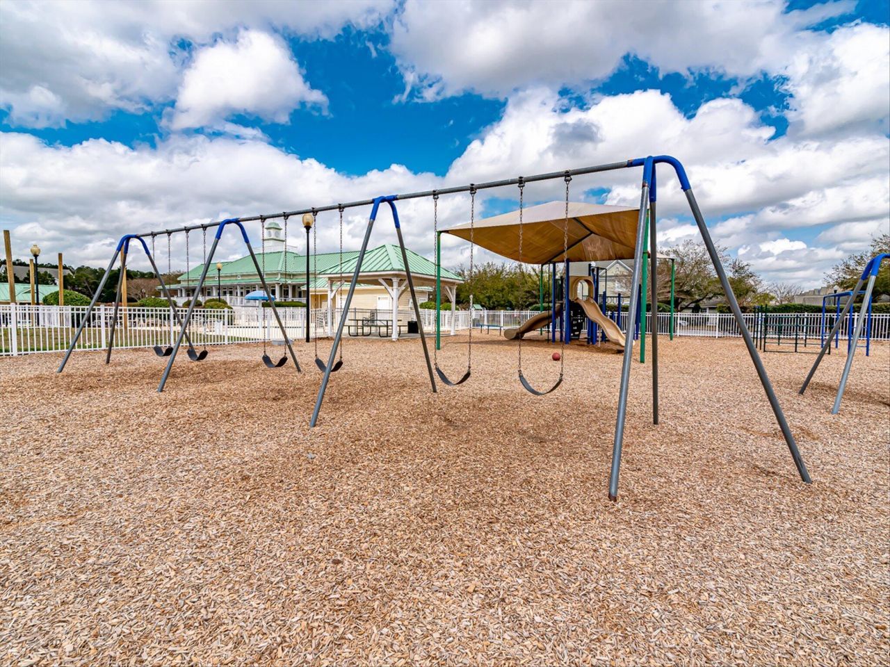 221 White Gables Drive Photo 55