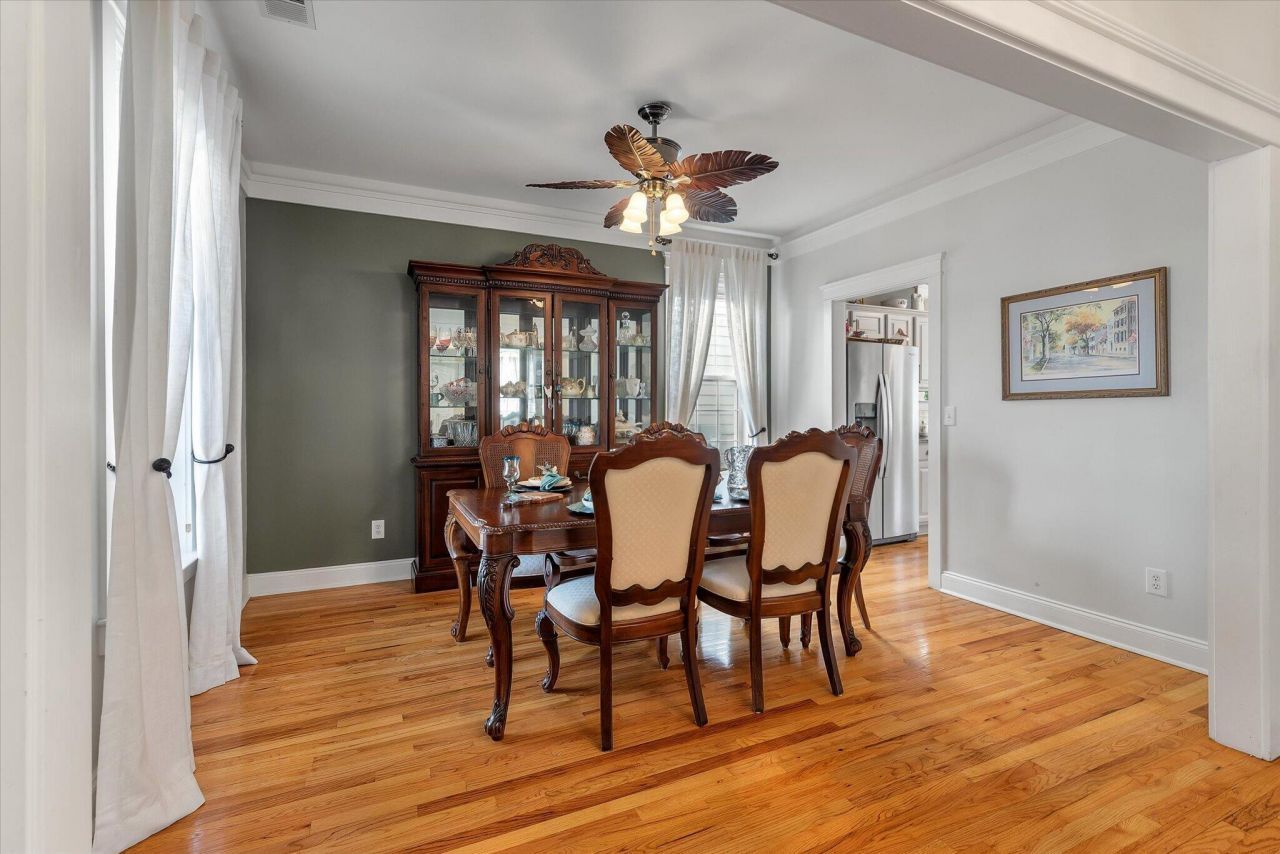 221 White Gables Drive Photo 7