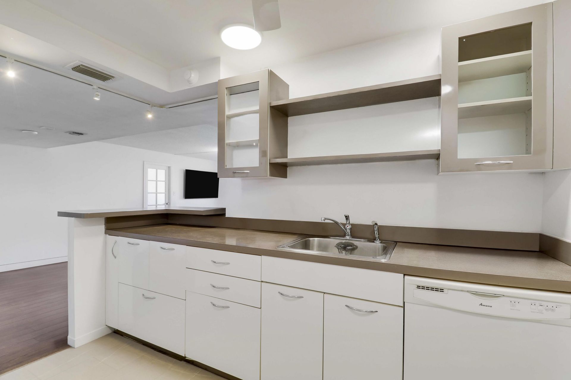 5600 N Flagler Drive, Unit 1001, West Palm Beach, FL 33407 Photo