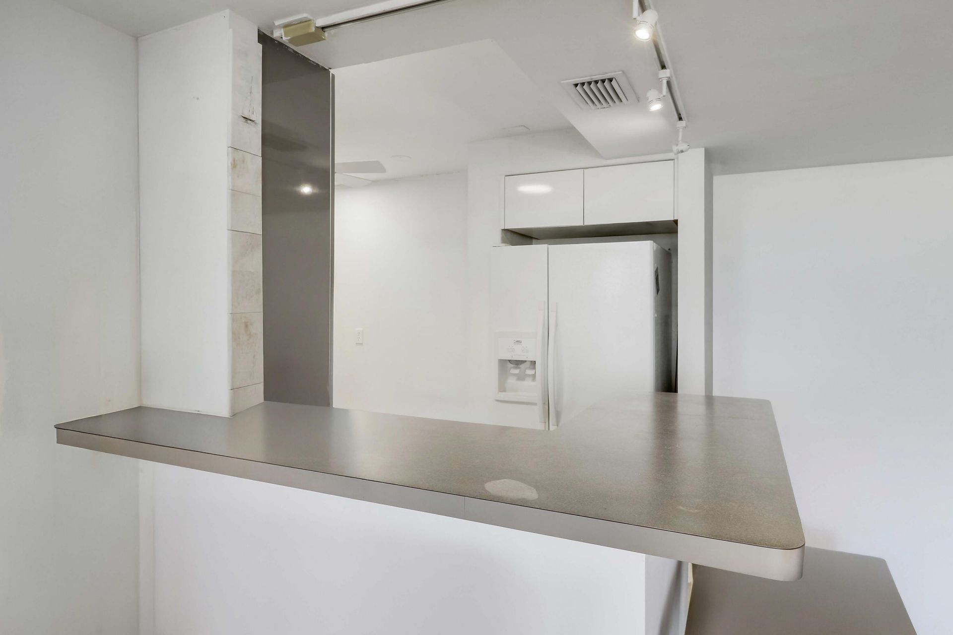 5600 N Flagler Drive, Unit 1001, West Palm Beach, FL 33407 Photo