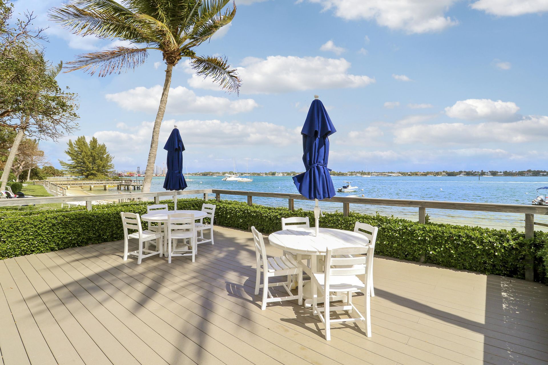 5600 N Flagler Drive, Unit 1001, West Palm Beach, FL 33407 Photo