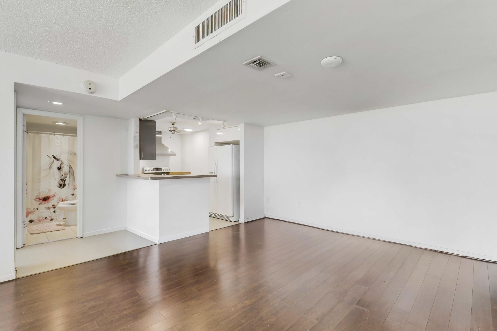 5600 N Flagler Drive, Unit 1001, West Palm Beach, FL 33407 Photo