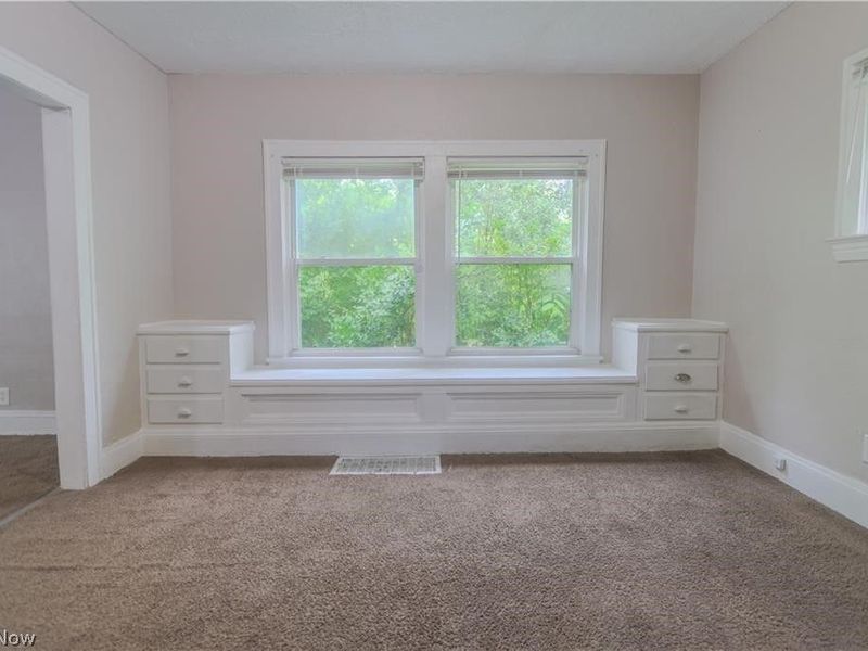 13512 Edgewood Avenue, Cleveland, OH 44105 Photo 3