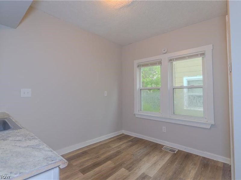 13512 Edgewood Avenue, Cleveland, OH 44105 Photo 9