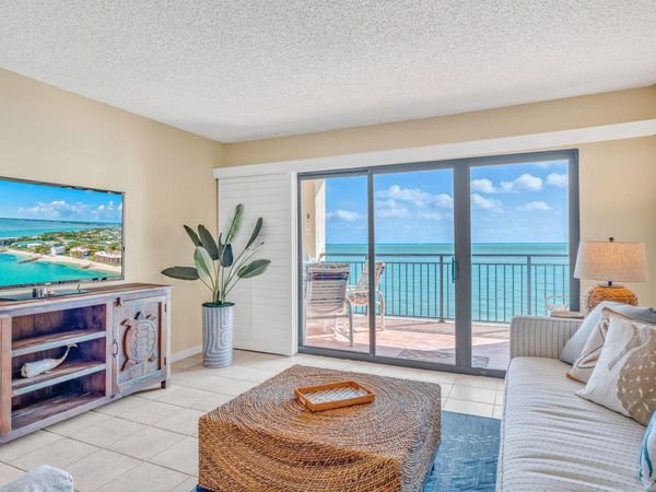 1001 W Ocean Drive, Unit 1-204, KEY COLONY, FL 33051