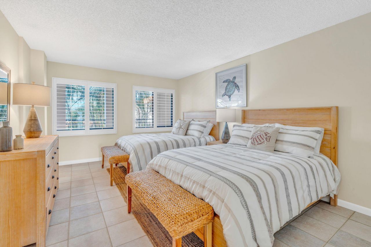 1001 W Ocean Drive, Unit 1-204, Key Colony, FL 33051 Photo