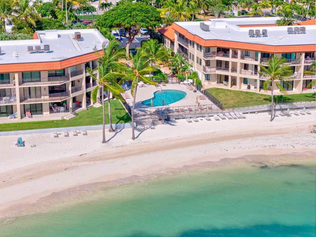 1001 W Ocean Drive, Unit 1-204, Key Colony, FL 33051 Photo