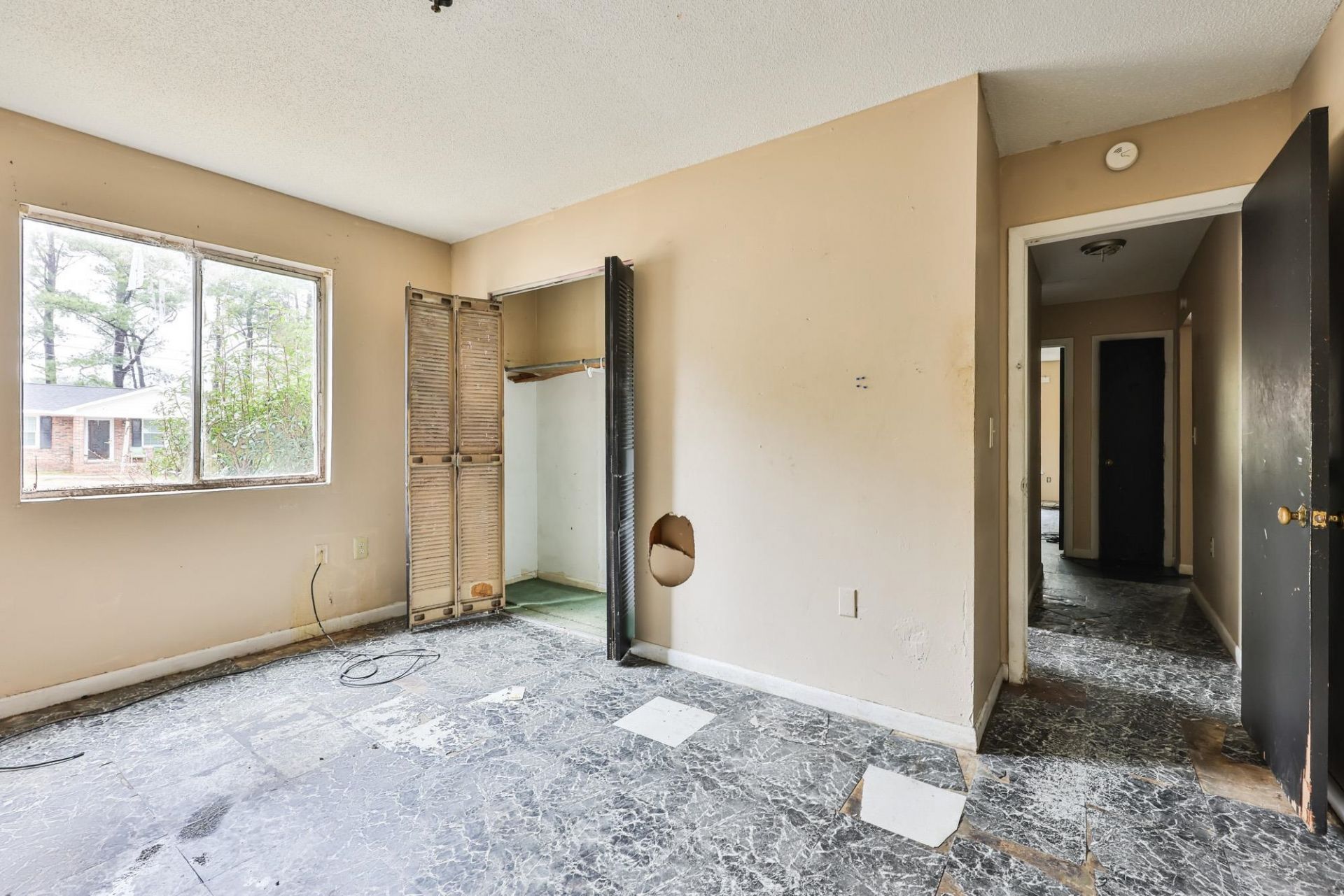 611 Dekalb St. Photo 15