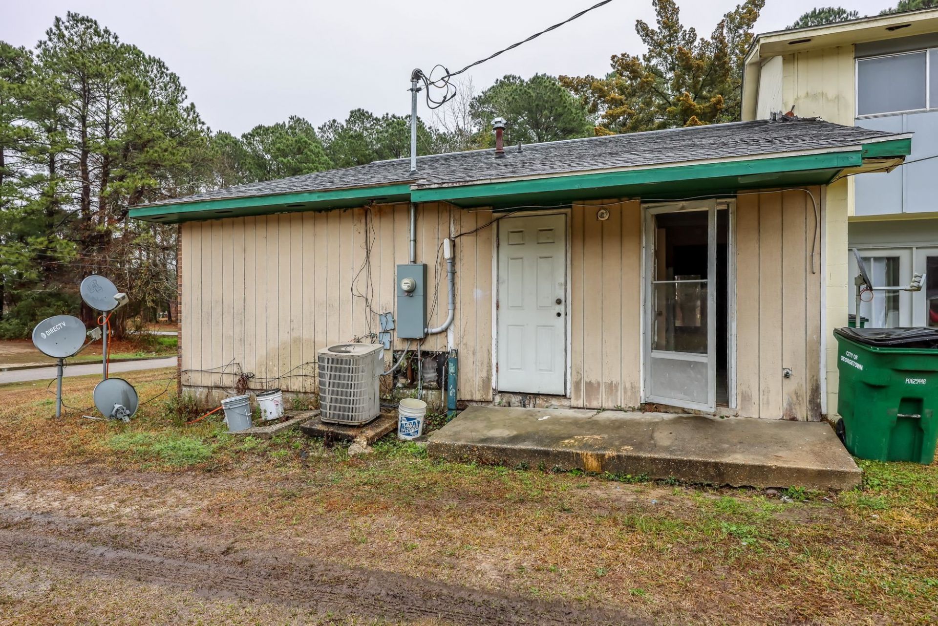 611 Dekalb St. Photo 17