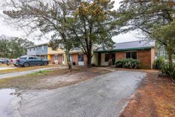 611 Dekalb St. photo 4