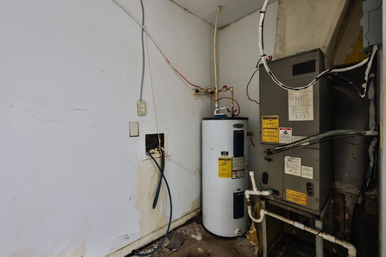 611 Dekalb St. Photo 20