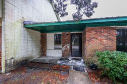 611 Dekalb St. photo 4