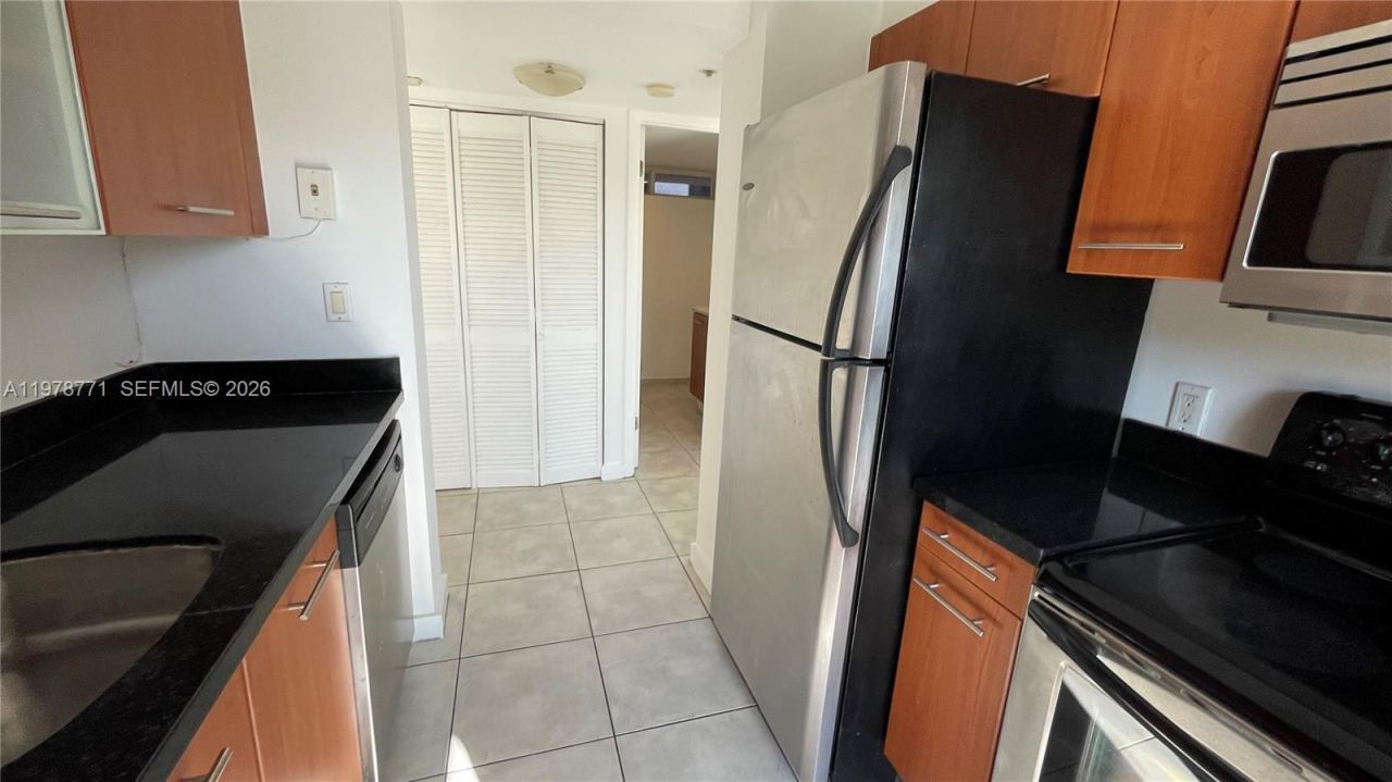650 NE 64th St, Unit G309, Miami, FL 33138 Photo