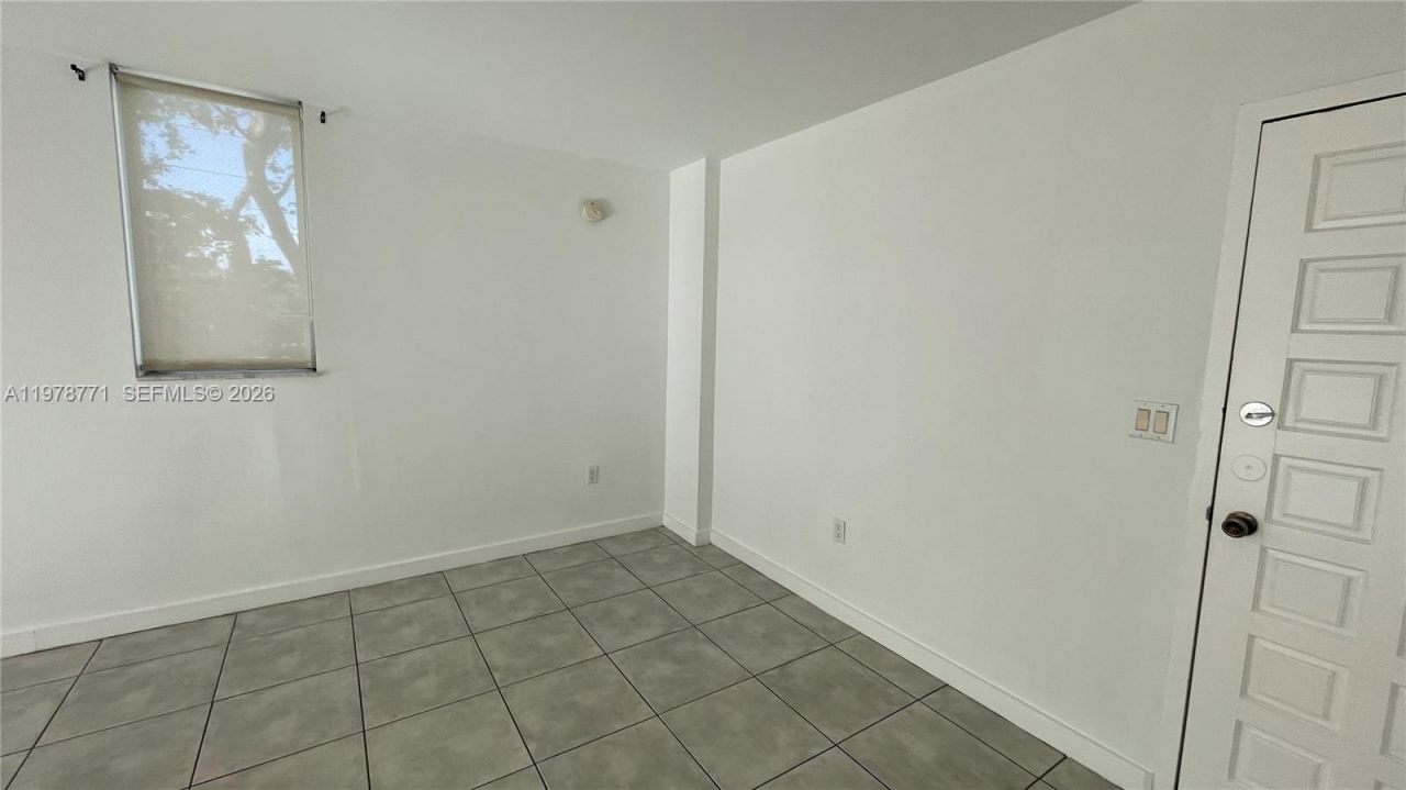 650 NE 64th St, Unit G309, Miami, FL 33138 Photo