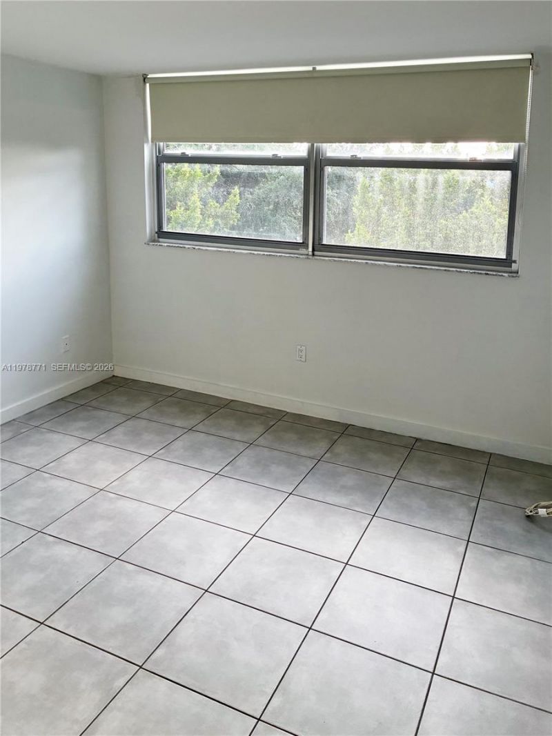 650 NE 64th St, Unit G309, Miami, FL 33138 Photo