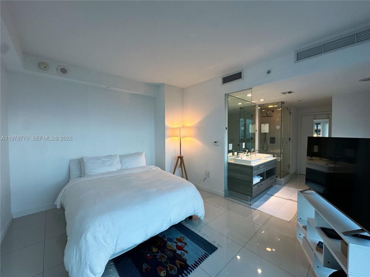 650 NE 32nd St , Unit 2108, Miami, FL 33137 Photo