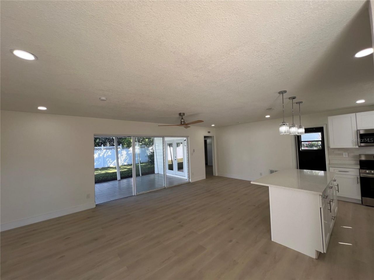 2502 Tropical Shores Drive Se, Saint Petersburg, FL 33705 Photo