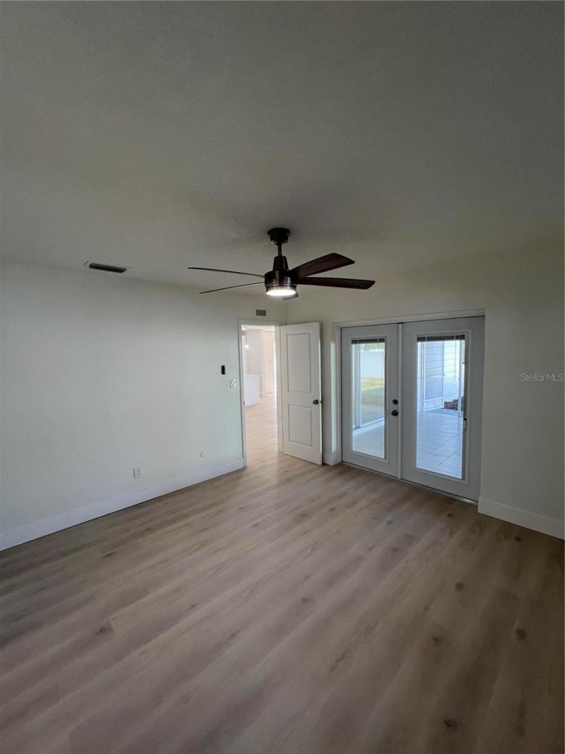 2502 Tropical Shores Drive Se, Saint Petersburg, FL 33705 Photo