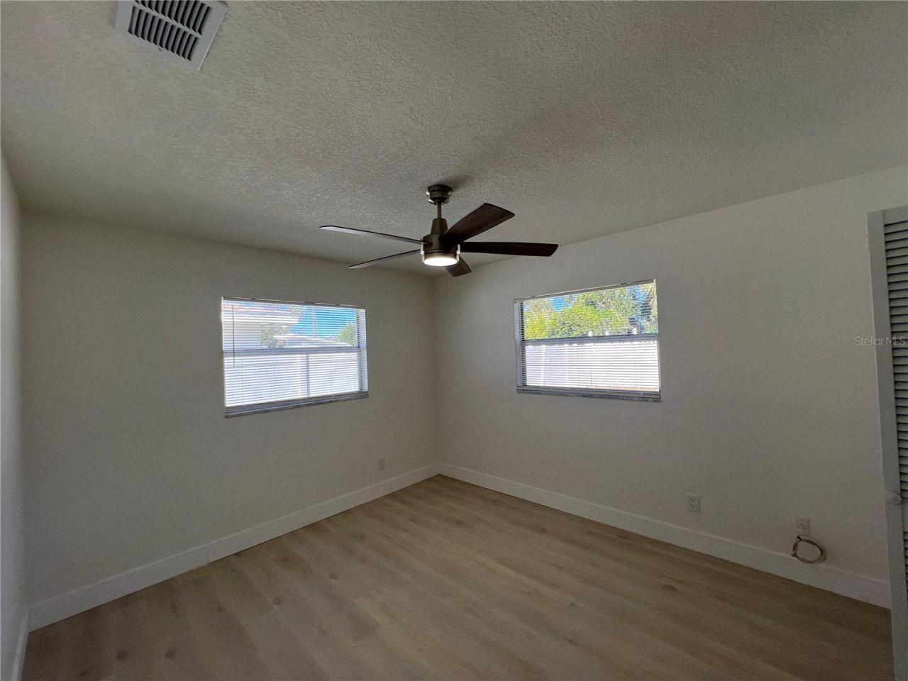 2502 Tropical Shores Drive Se, Saint Petersburg, FL 33705 Photo