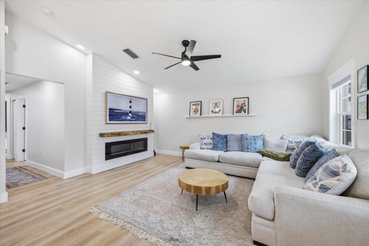 2708 6th Avenue E, Palmetto, FL 34221 Photo