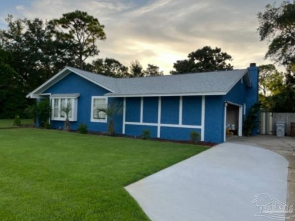 2644 Venetian Way, Gulf Breeze, FL 32563
