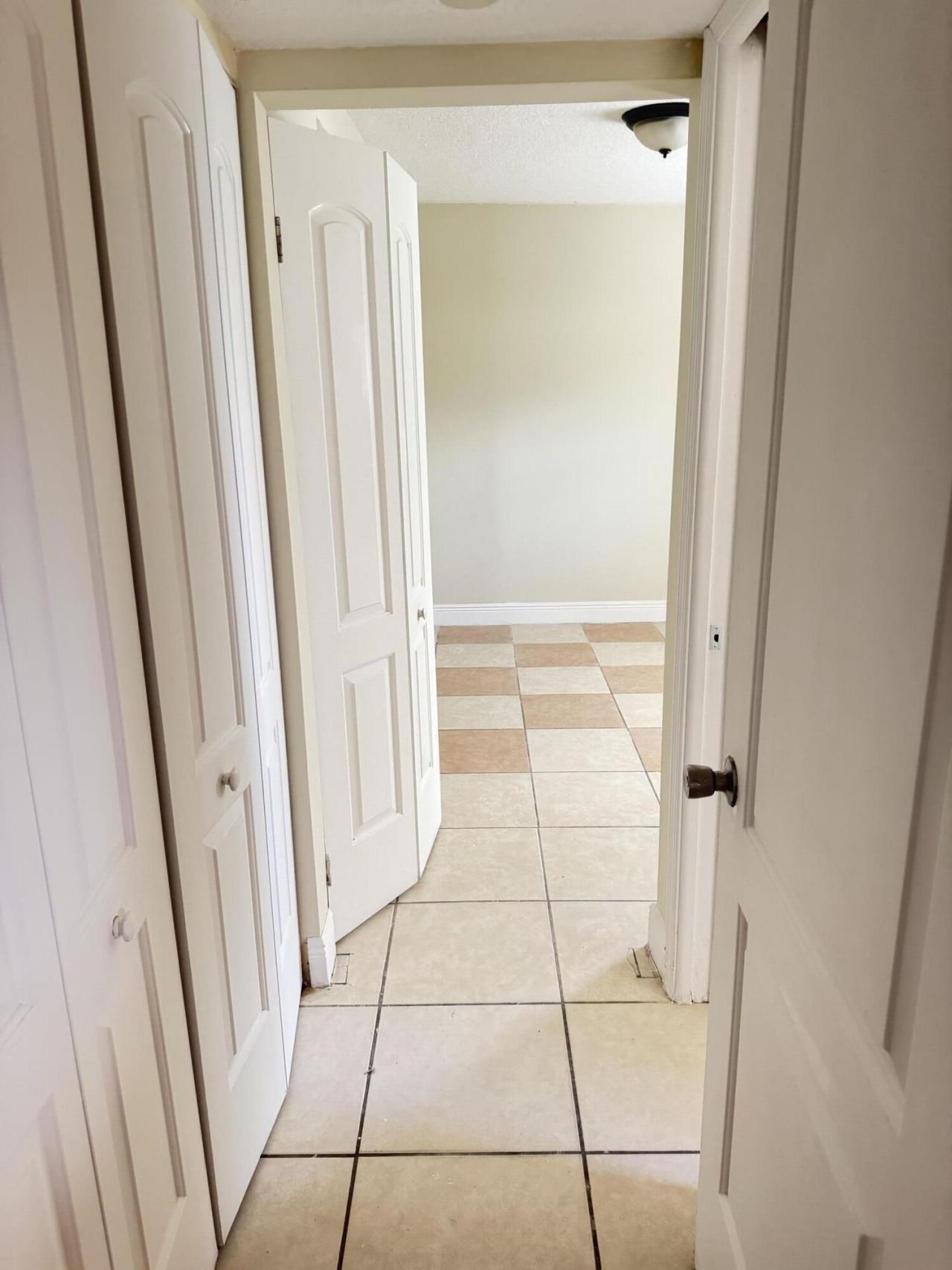 520 Seagrape Road N, Lantana, FL 33462 Photo