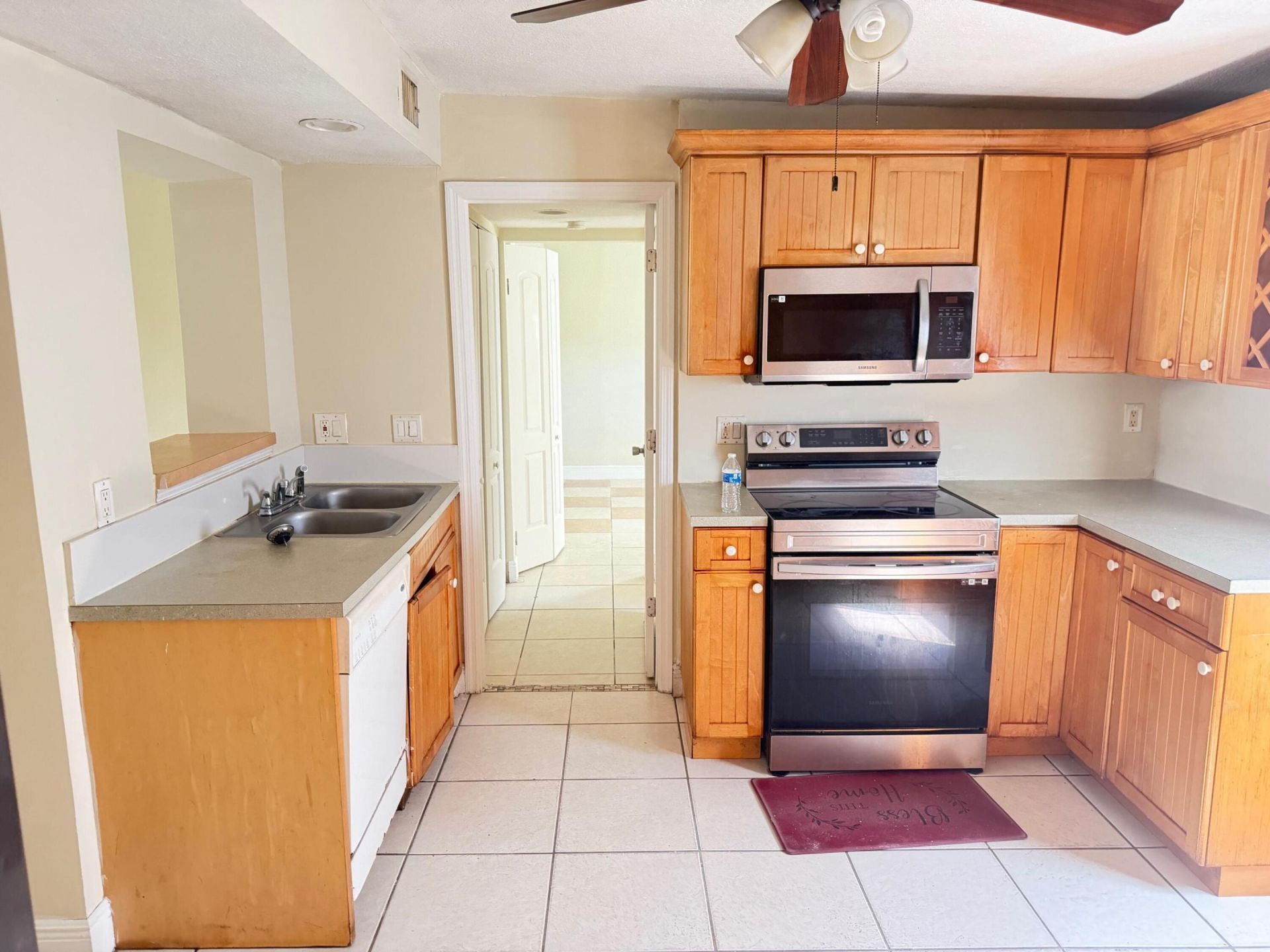 520 Seagrape Road N, Lantana, FL 33462 Photo