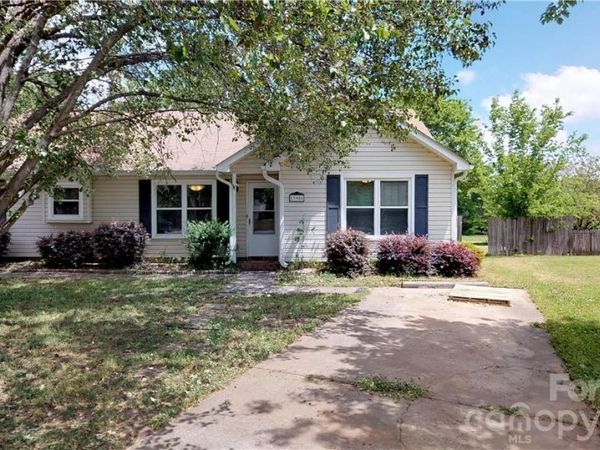 13906 Glendevon Court , Charlotte, NC 28273