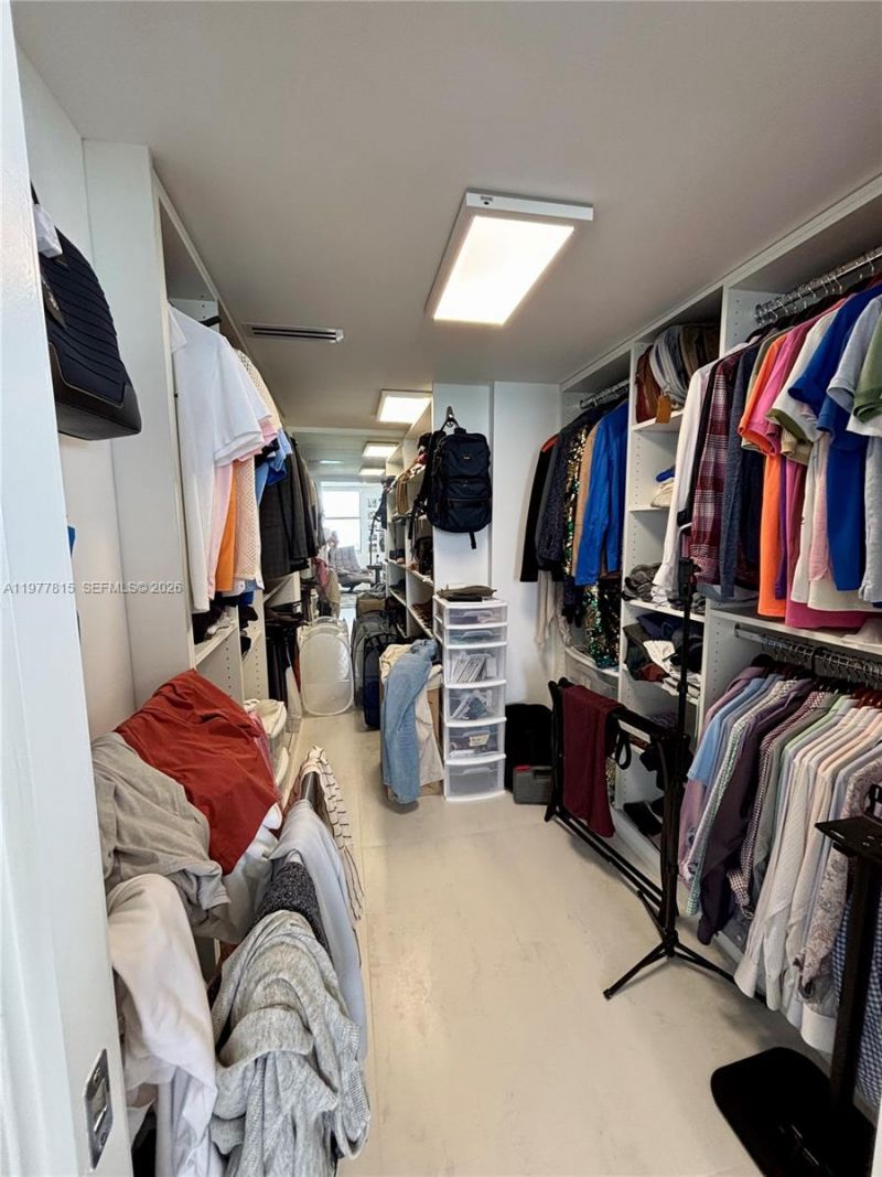 6039 Collins Ave, Unit 615-617, Miami Beach, FL 33140 Photo