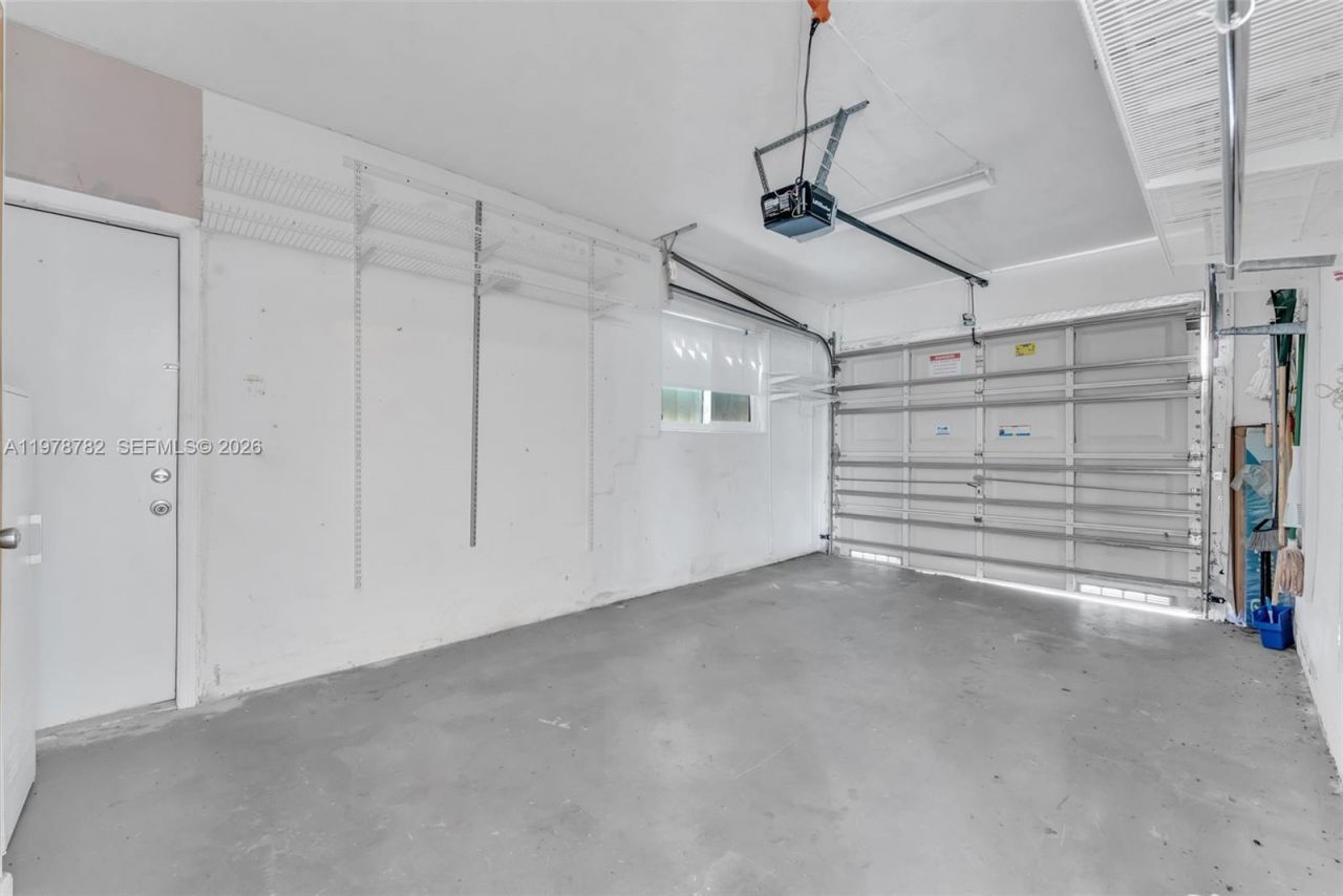 7000 NW 95th Ter, Tamarac, FL 33321 Photo