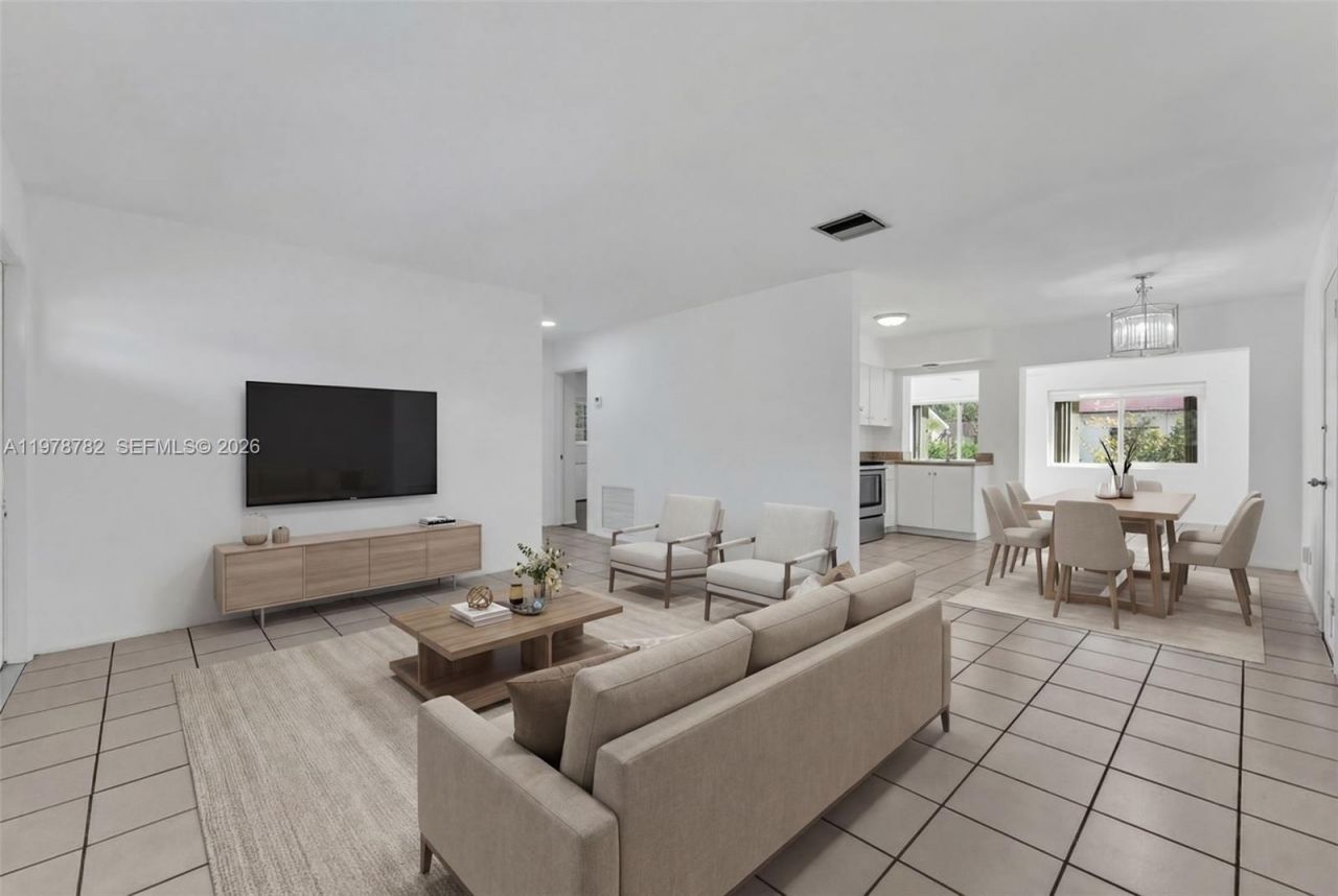 7000 NW 95th Ter, Tamarac, FL 33321 Photo