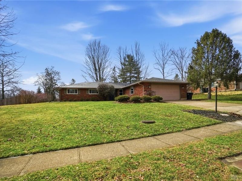 1990 Highland Meadows Drive, Dayton, OH 45459 Photo 1