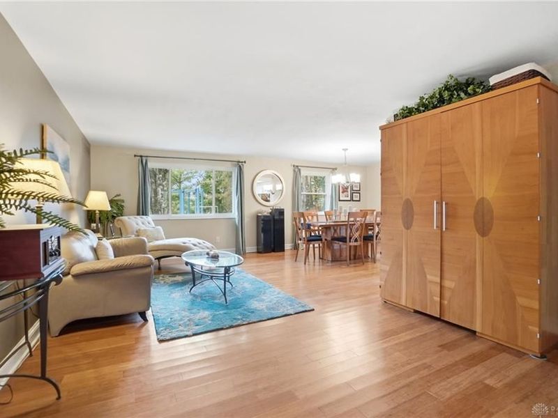 1990 Highland Meadows Drive, Dayton, OH 45459 Photo 11