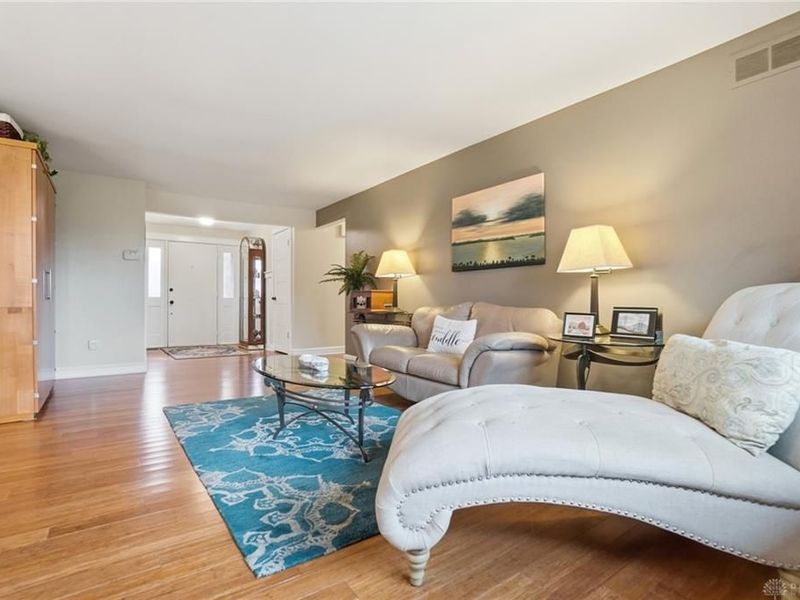 1990 Highland Meadows Drive, Dayton, OH 45459 Photo 17