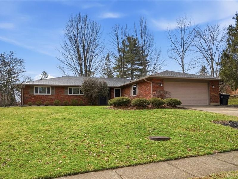 1990 Highland Meadows Drive, Dayton, OH 45459 Photo 2