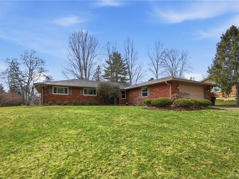 1990 Highland Meadows Drive, Dayton, OH 45459 Photo 3