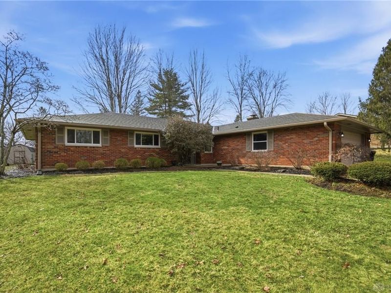 1990 Highland Meadows Drive, Dayton, OH 45459 Photo 4