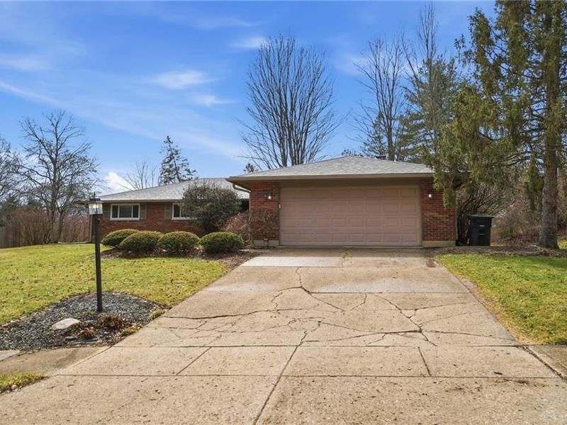 1990 Highland Meadows Drive, Dayton, OH 45459 Photo 6