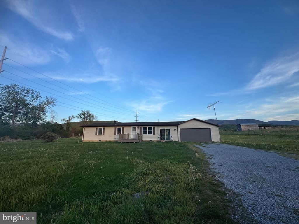 368 Winkler Road, Luray, VA 22835 Main Photo