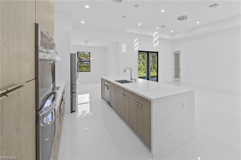 303 Mcarthur Ave , Lehigh Acres, FL 33936 Photo