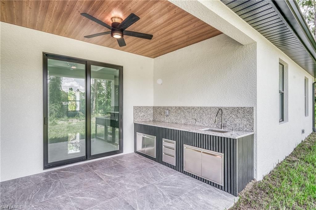 303 Mcarthur Ave , Lehigh Acres, FL 33936 Photo