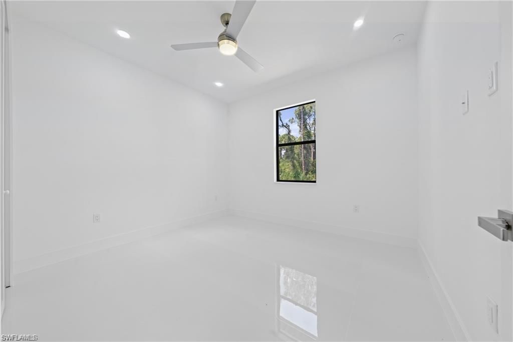 303 Mcarthur Ave , Lehigh Acres, FL 33936 Photo