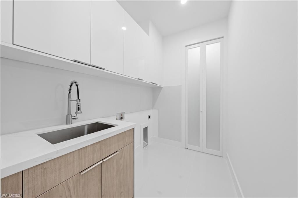 303 Mcarthur Ave , Lehigh Acres, FL 33936 Photo