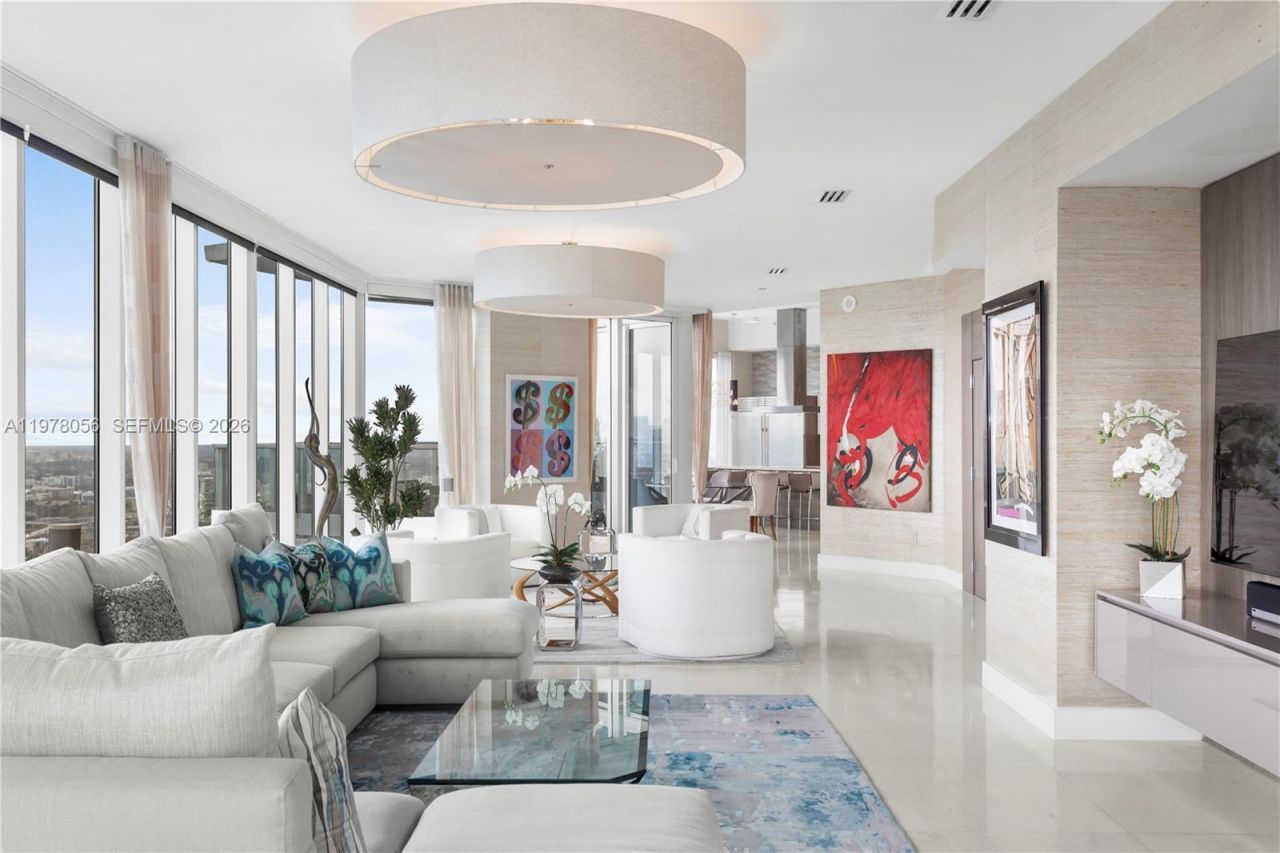 2020 N Bayshore Dr, Unit PH 4702, Miami, FL 33137 Photo