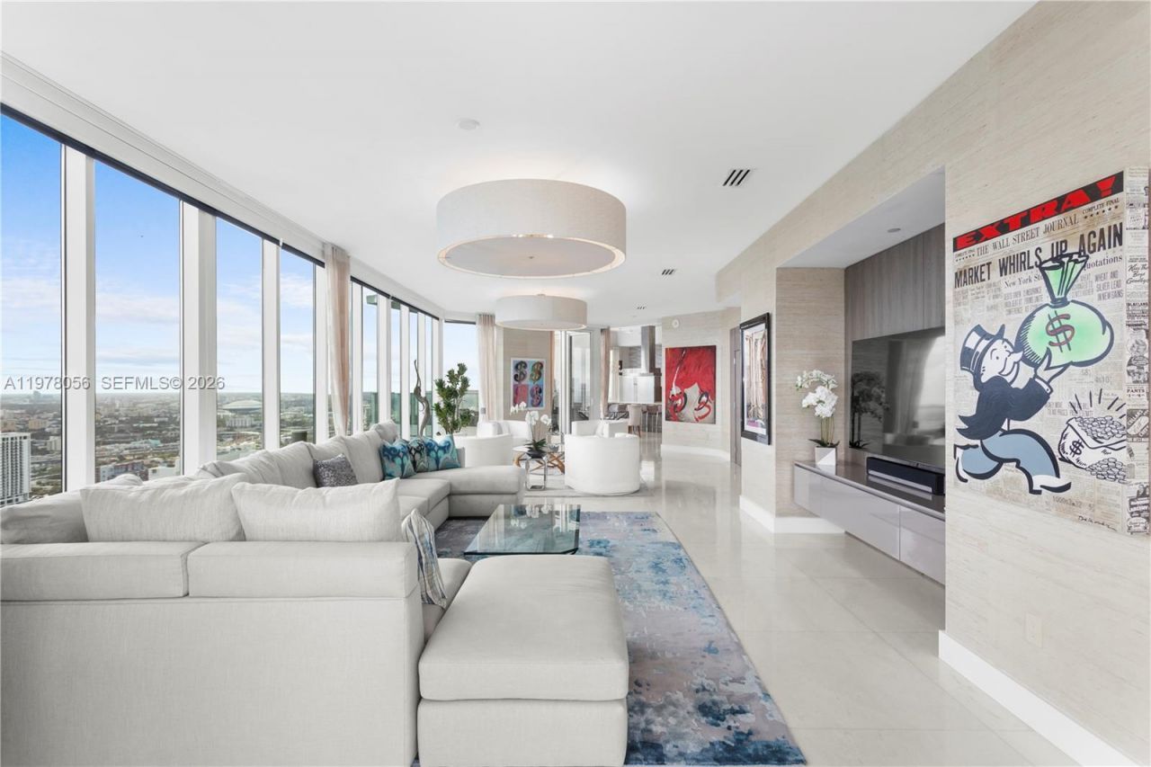 2020 N Bayshore Dr, Unit PH 4702, Miami, FL 33137 Photo