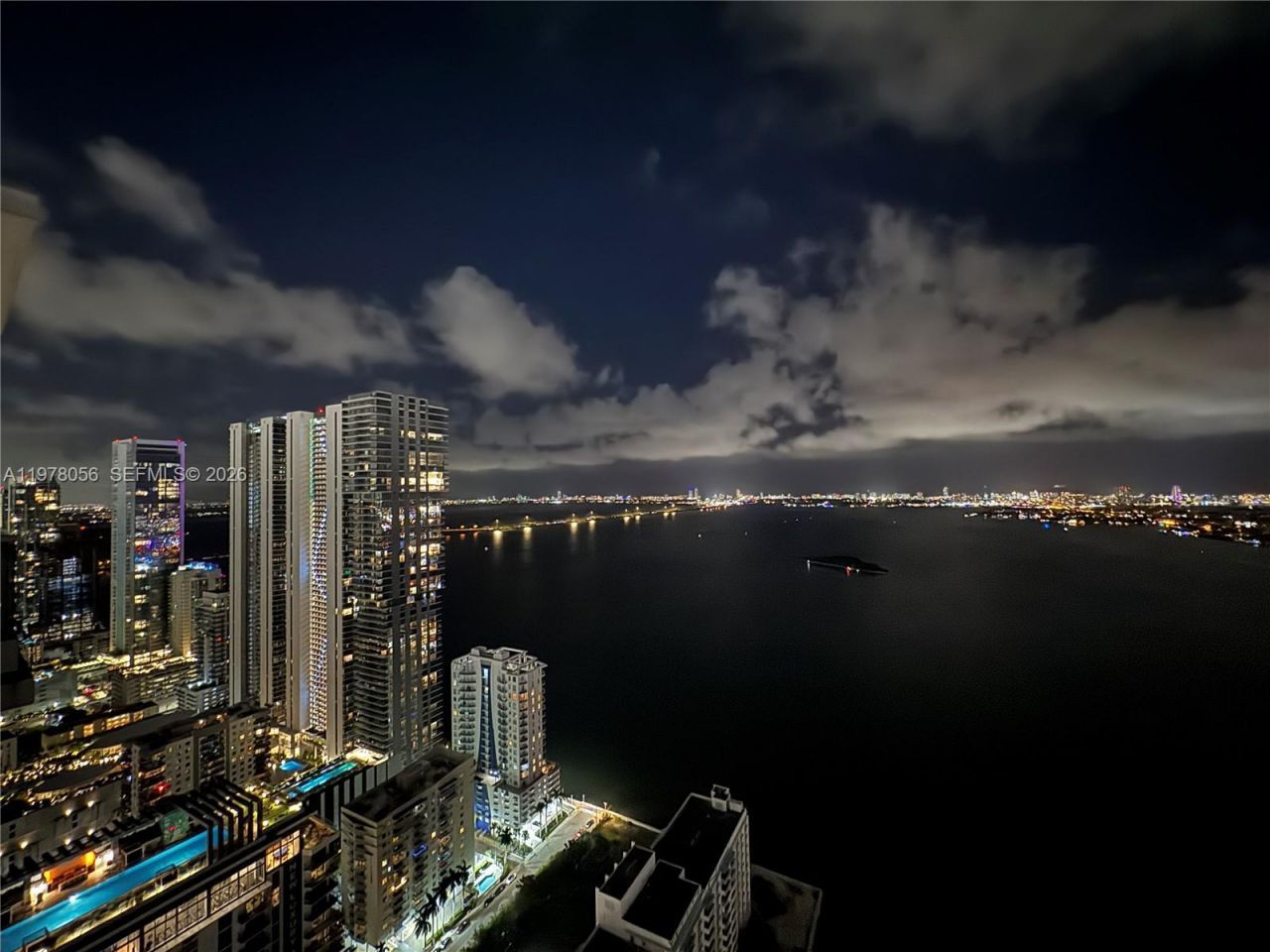 2020 N Bayshore Dr, Unit PH 4702, Miami, FL 33137 Photo