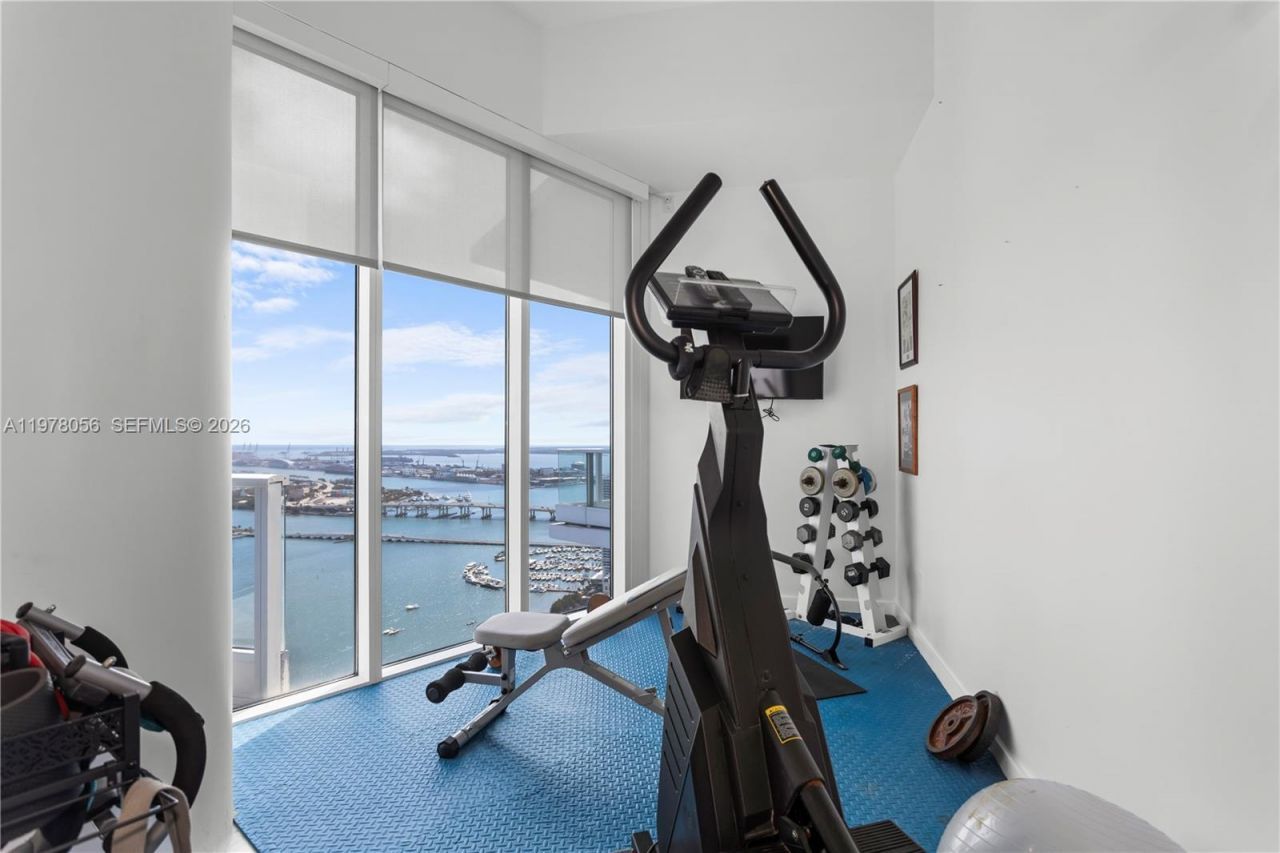 2020 N Bayshore Dr, Unit PH 4702, Miami, FL 33137 Photo