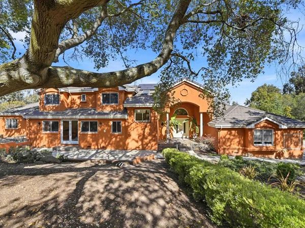 12800 Clausen Ct, Los Altos Hills, CA 94022